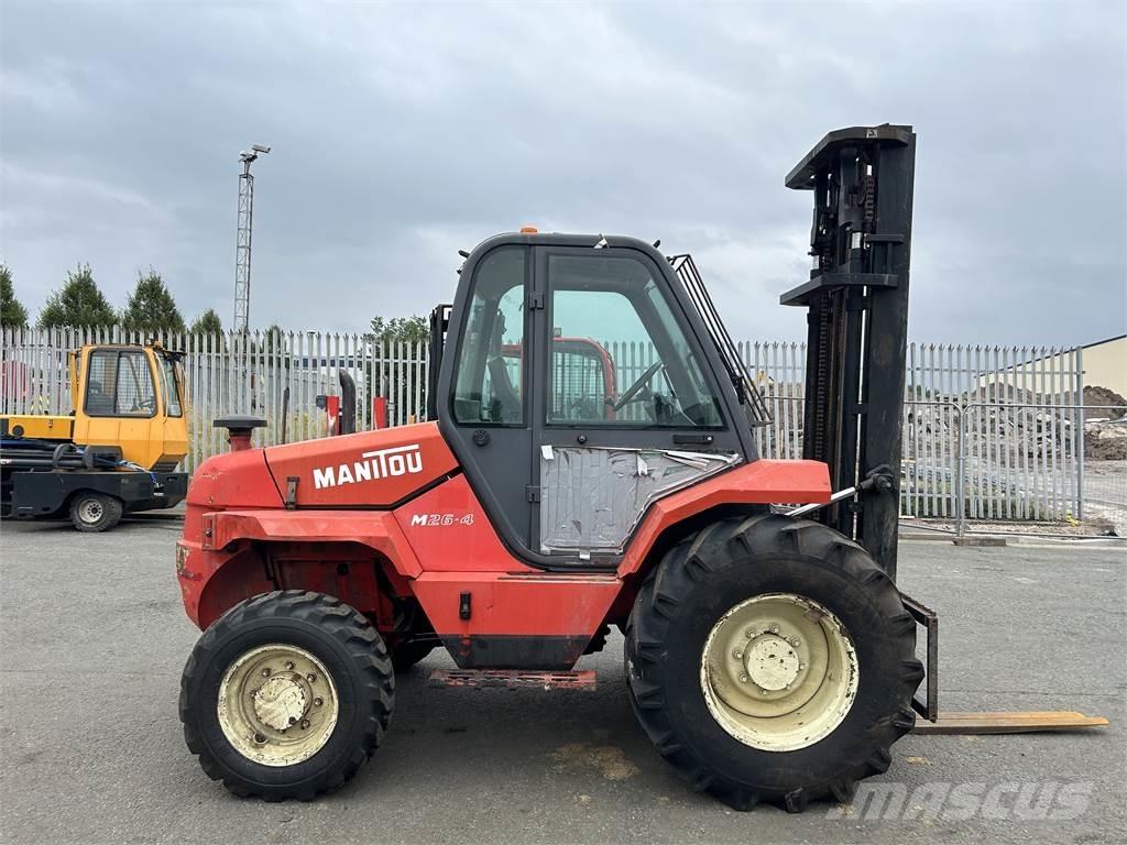 Manitou M26-4 Empilhadores todo-terreno