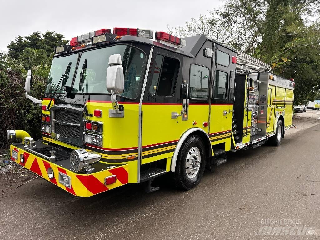 E-one TYPHOON Caminhões de bombeiros