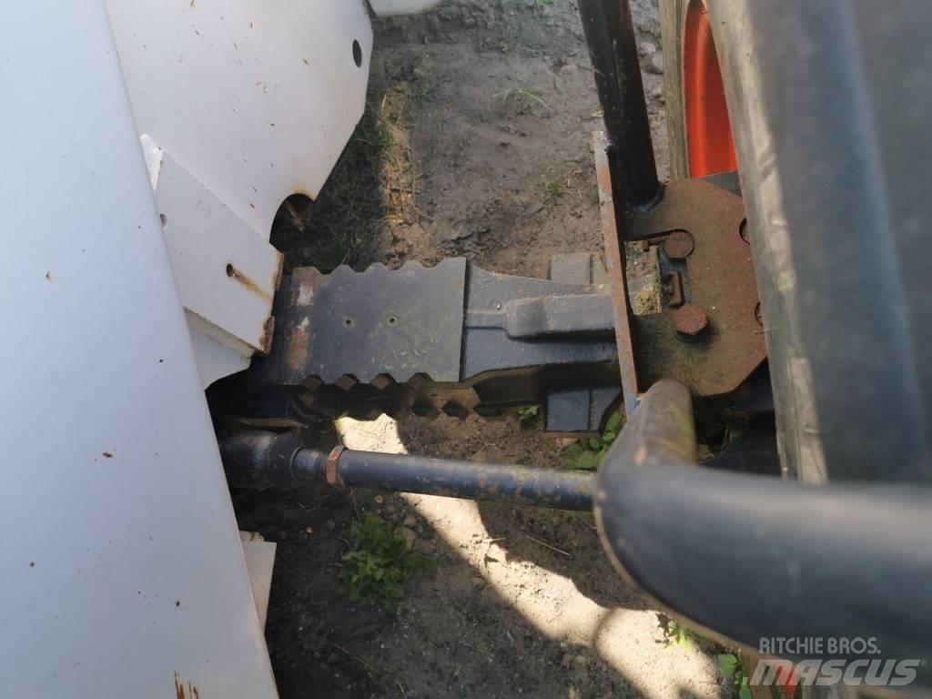 Bobcat T40140 2002r Retroescavadeiras