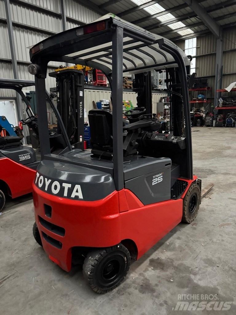 Toyota traiogo 25 Empilhadores eléctricos