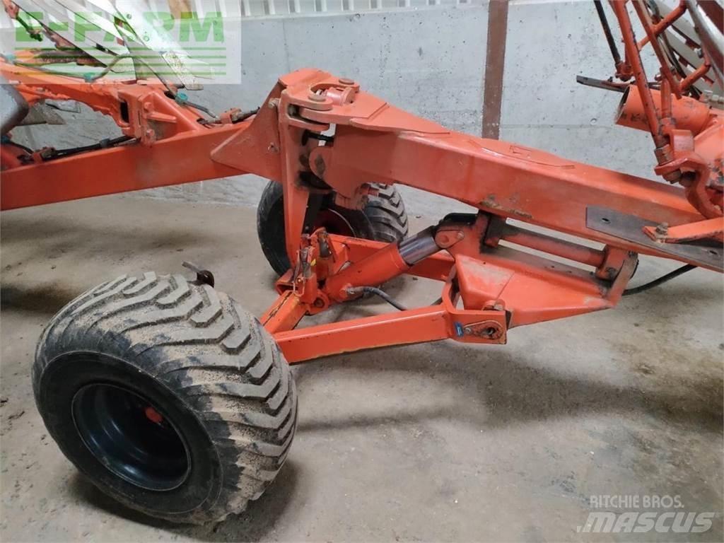 Kuhn Manager 8 NSH Charruas convencionais