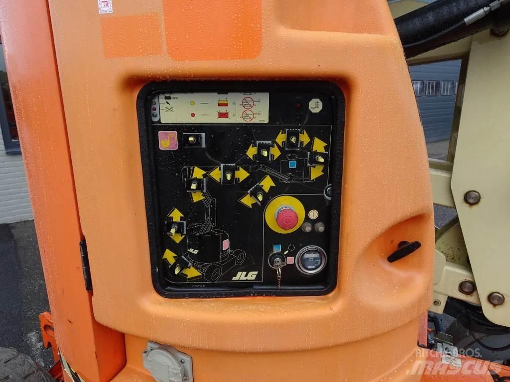 JLG E300AJP Elevadores braços articulados