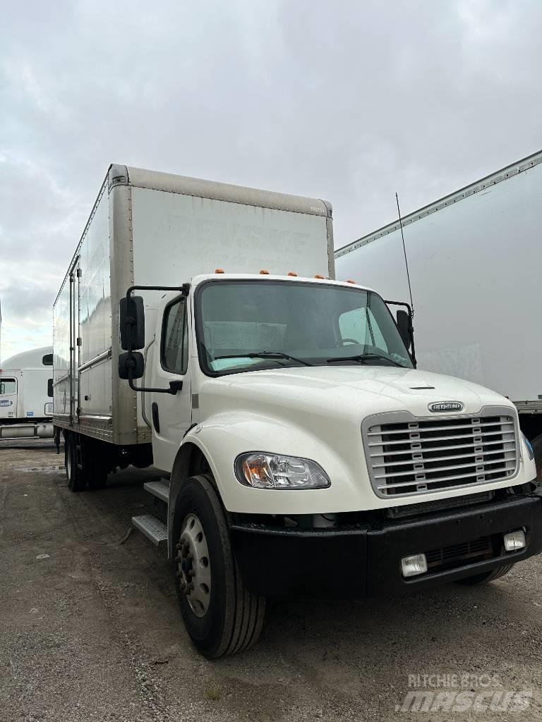 Freightliner M2 106 Caminhões de caixa fechada