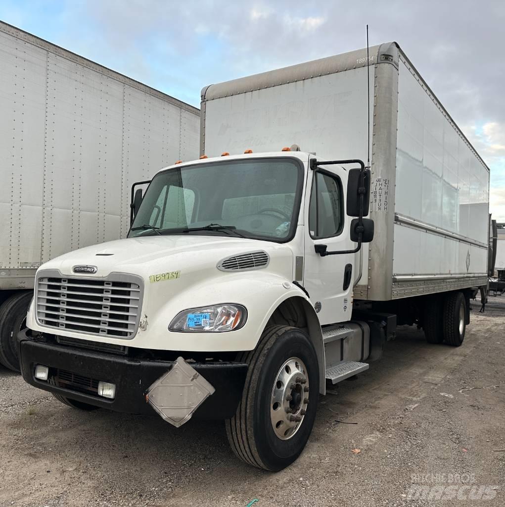 Freightliner M2 106 Caminhões de caixa fechada