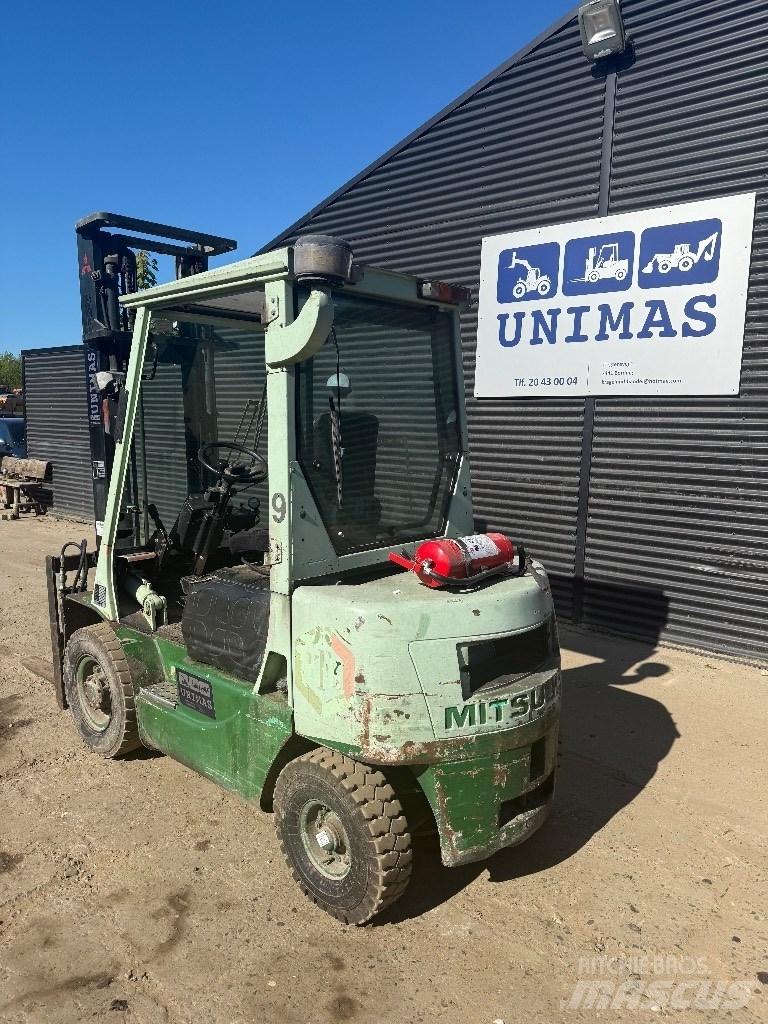Mitsubishi FD 25 Empilhadores Diesel