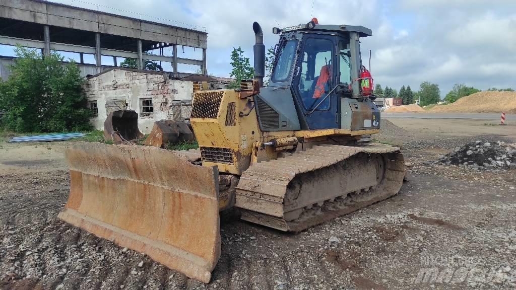 Komatsu D41P-6 Dozers - Tratores rastos