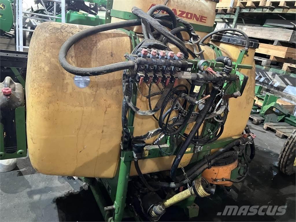 Amazone UF1000 Pulverizadores rebocados