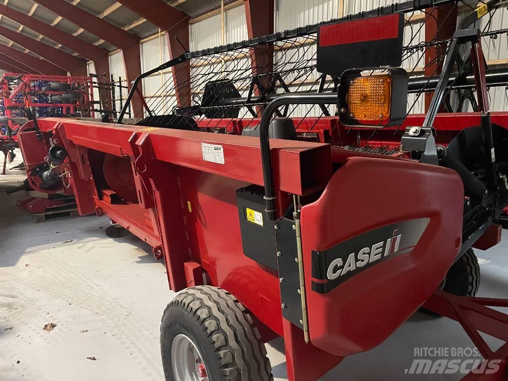 Case IH 3016 Ceifeiras debulhadoras compactas