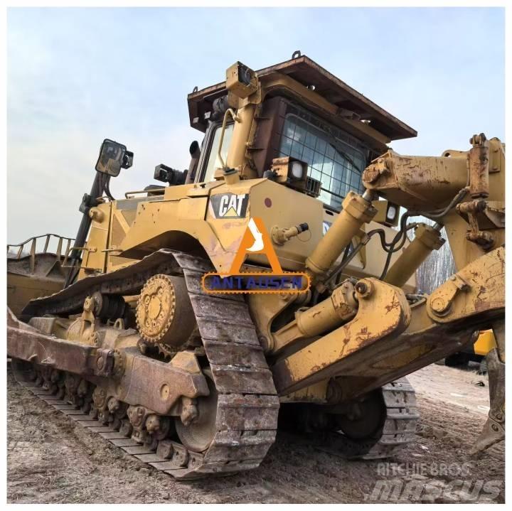 CAT D8T bulldozers Dozers - Tratores rastos