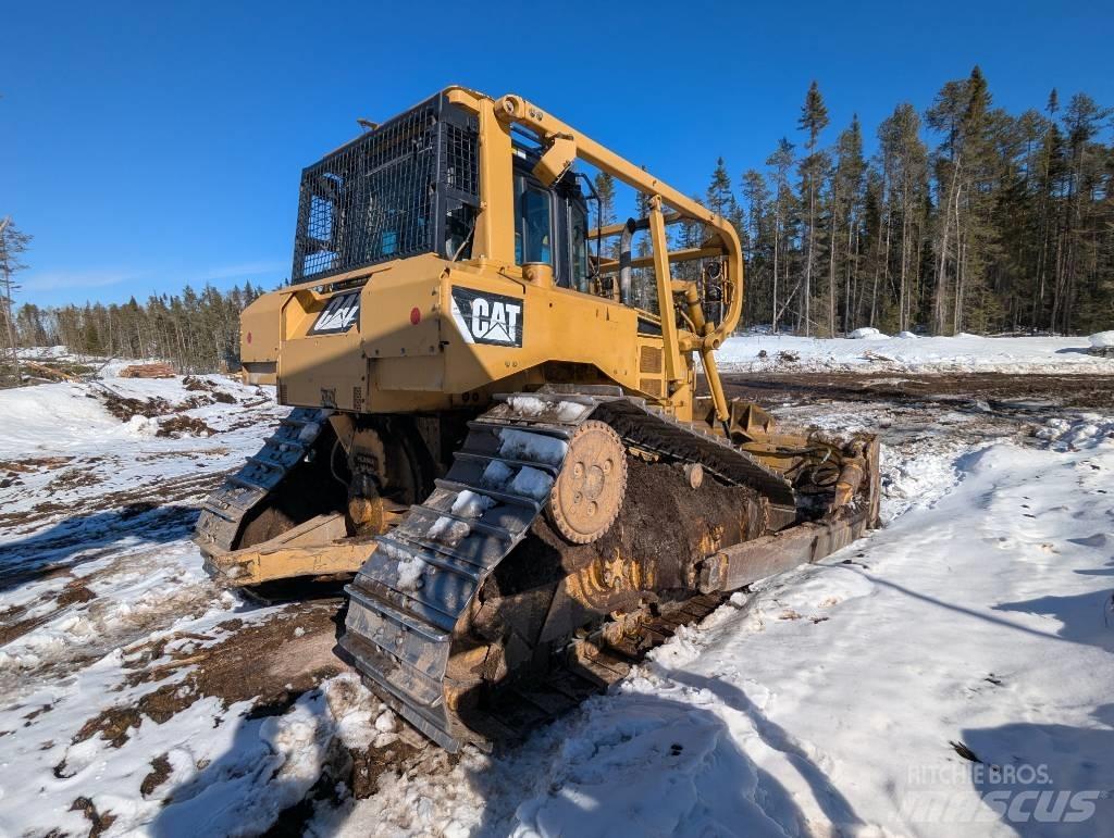 CAT D 6 T LGP Dozers - Tratores rastos