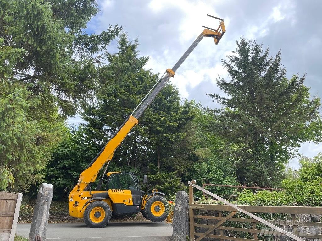 JCB 540-140 Manipulador telescópico