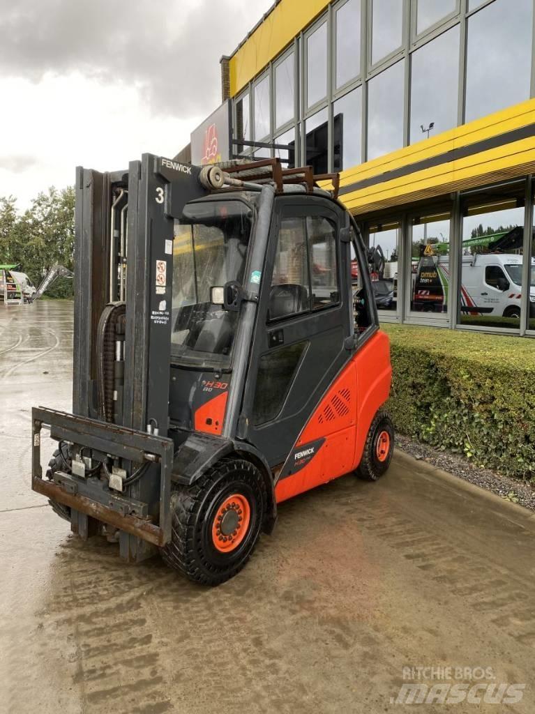 Linde H30CNG-02 Empilhadores a gás