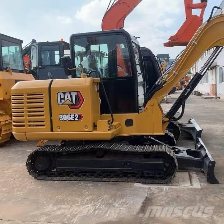 CAT 306E Miniescavadeiras