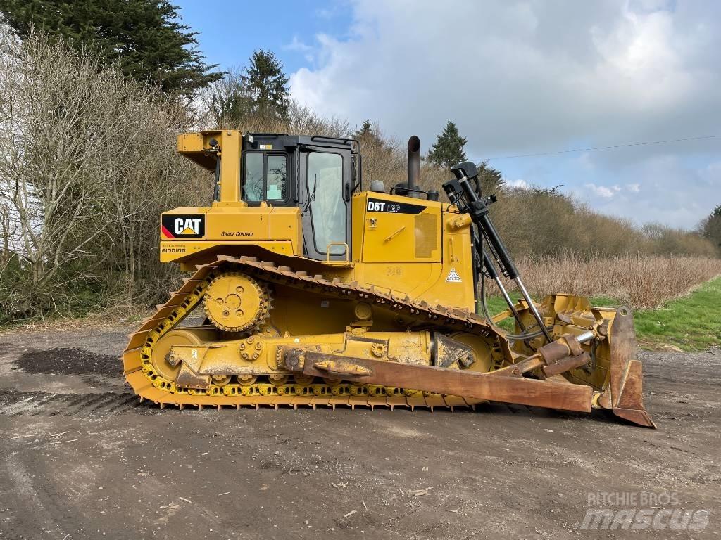 CAT D 6 T LGP EPA Dozers - Tratores rastos