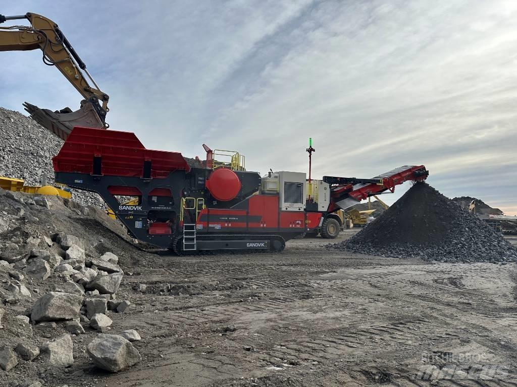 Sandvik UJ443e Britadores móveis