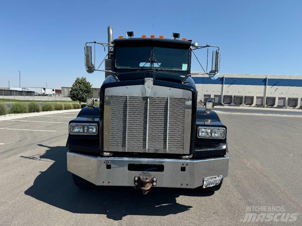 Kenworth T 800 Camiões caixa desmontável com elevador de cabo