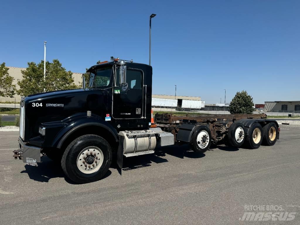 Kenworth T 800 Camiões caixa desmontável com elevador de cabo