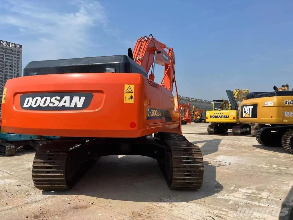 Doosan 300-7 Escavadeiras de esteiras