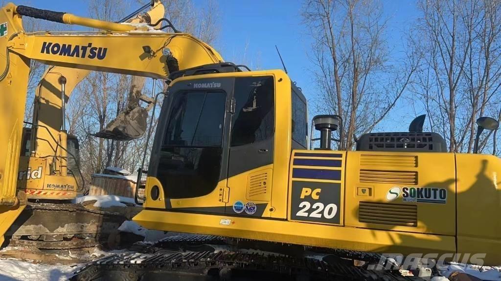 Komatsu PC 220-8 Escavadeiras de esteiras
