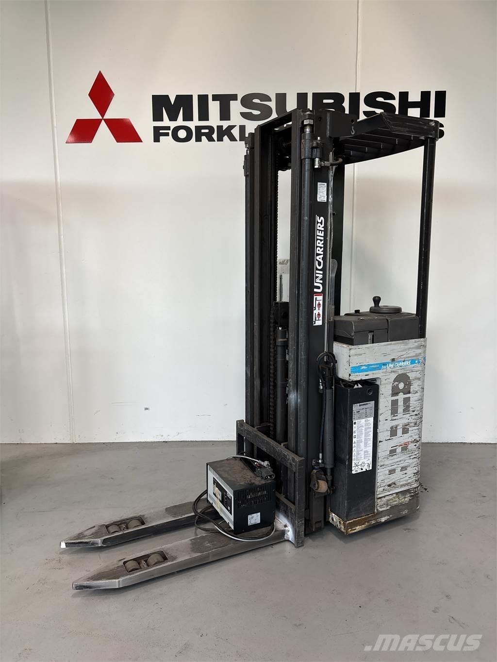 Atlet A160 Self propelled stackers