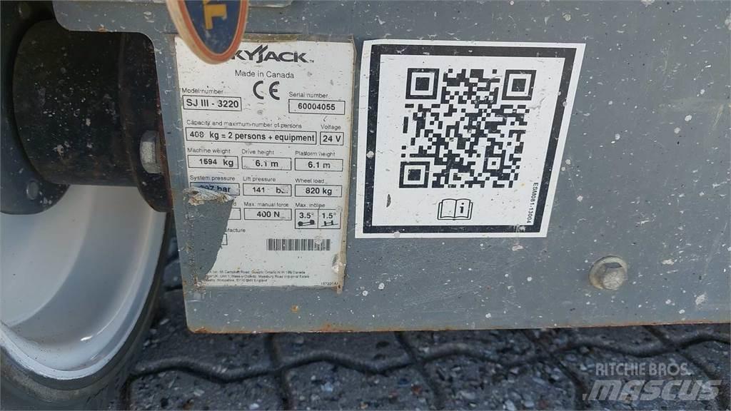 SkyJack SJIII3220 Elevadores de tesoura