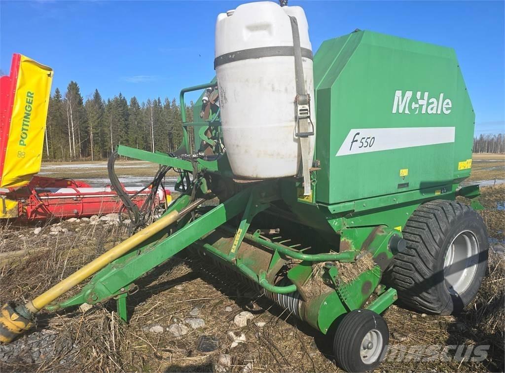McHale F550 Enfardadeira de rolos