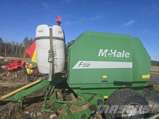 McHale F550 Enfardadeira de rolos