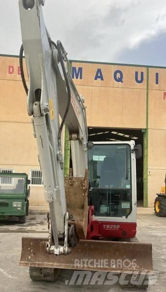 Takeuchi TB 250 Miniescavadeiras