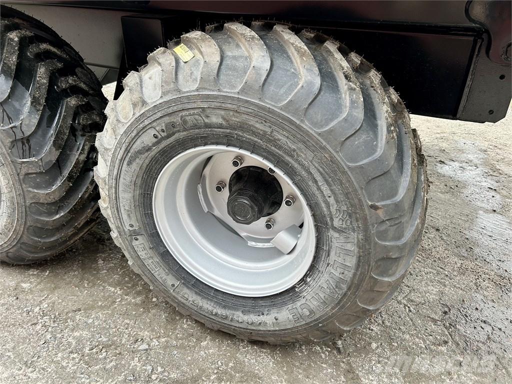 Robus RE8-04 Reboques Agrícolas basculantes