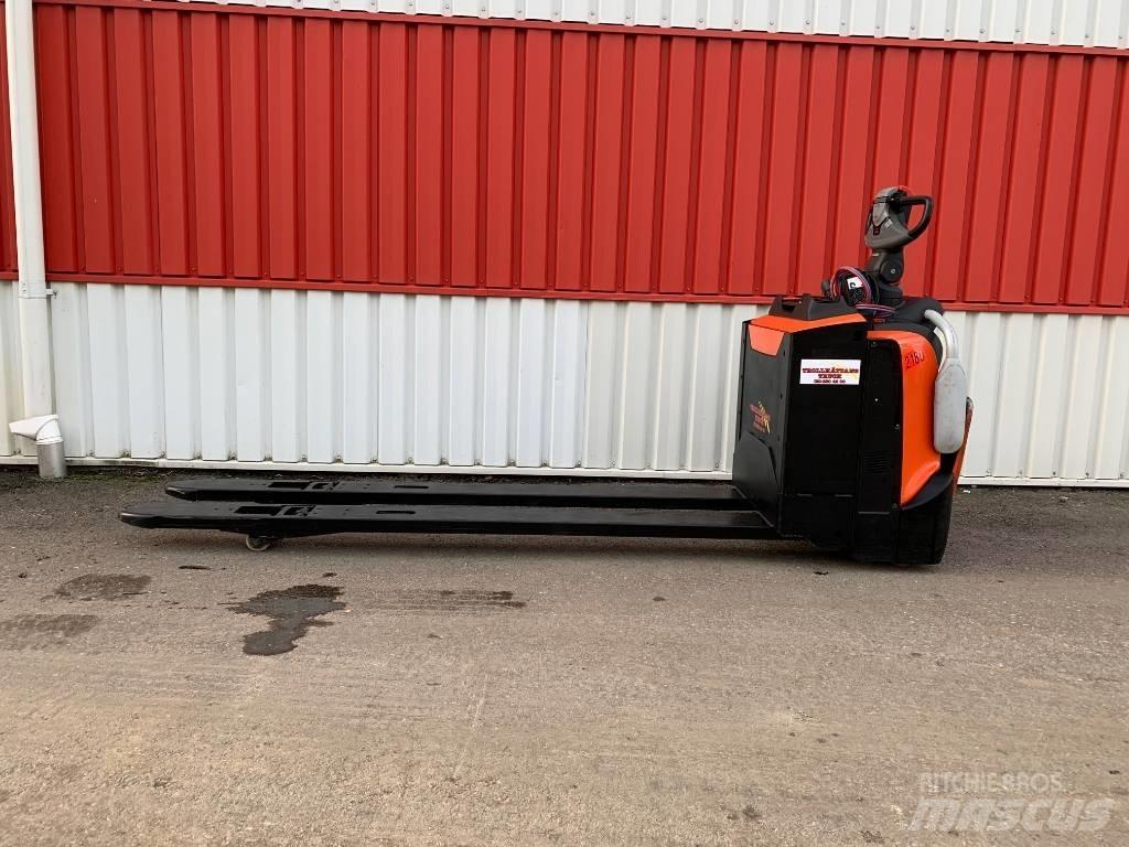 BT LPE 200 Porta-paletes com plataforma
