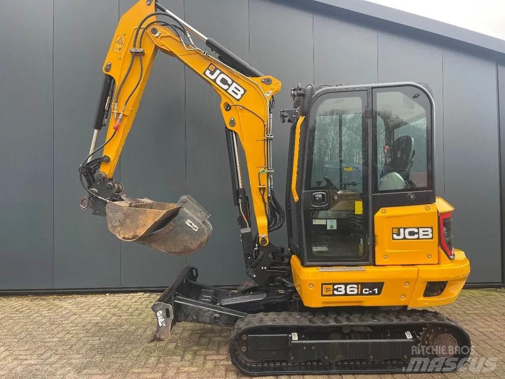 JCB 36c1 Miniescavadeiras