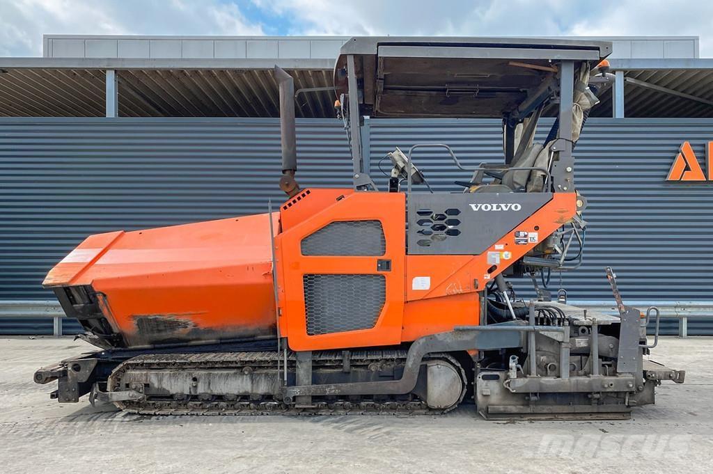 Volvo P7820C Espalhadoras de asfalto