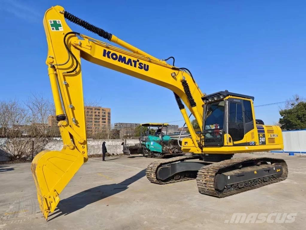 Komatsu PC 240-8 Escavadeiras de esteiras