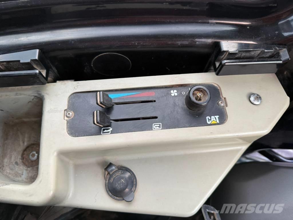 CAT 305 E CR Miniescavadeiras