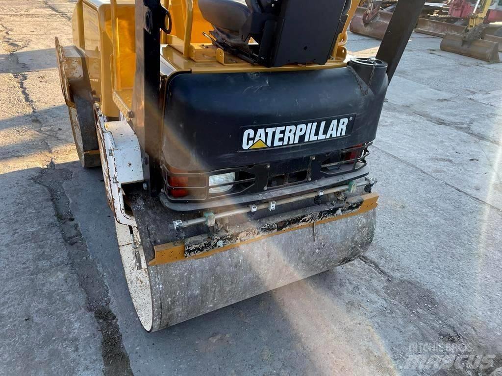 CAT CB 224 E Cilindros Compactadores tandem