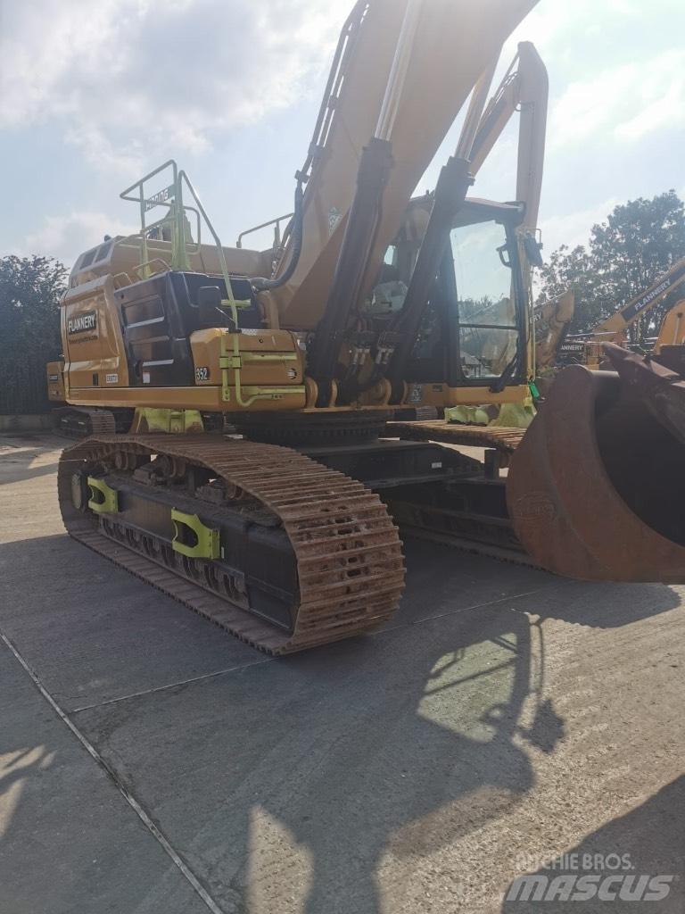 CAT 352 Escavadeiras de esteiras