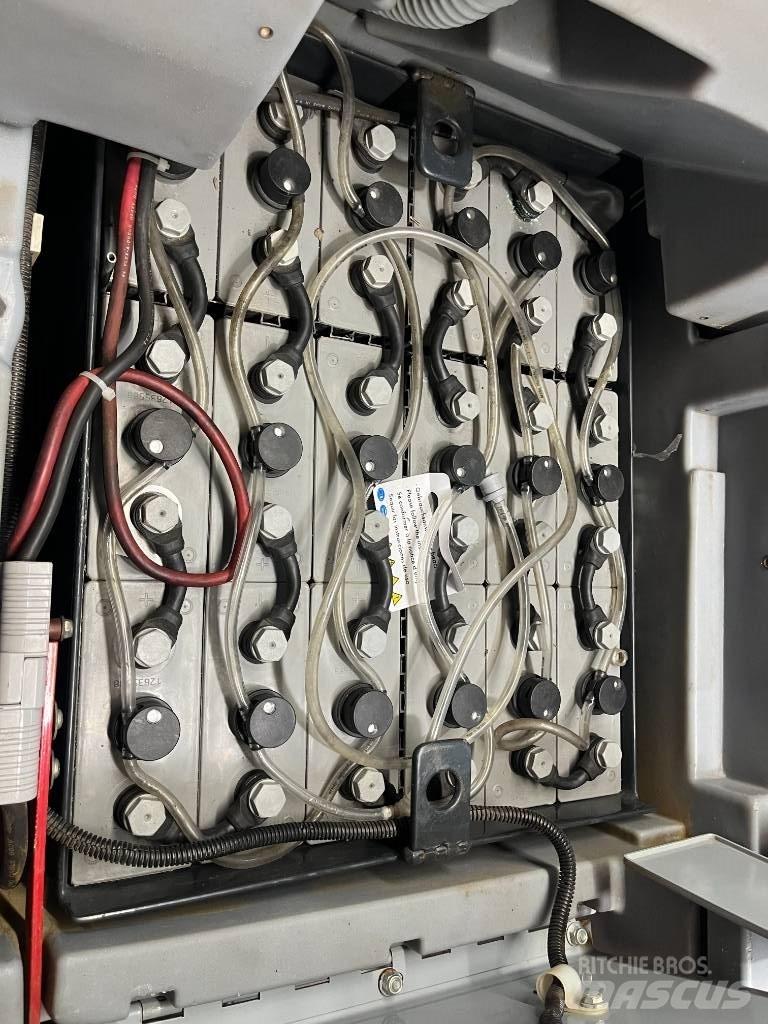 Nilfisk BR 800 S Secadoras chão industriais