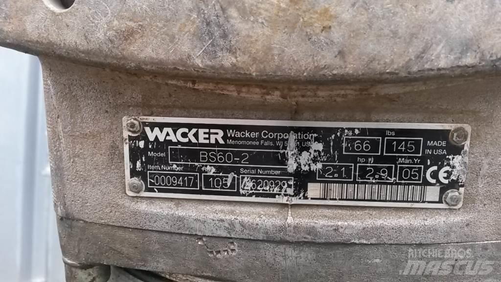 Wacker Neuson BS60-2 Saltitões