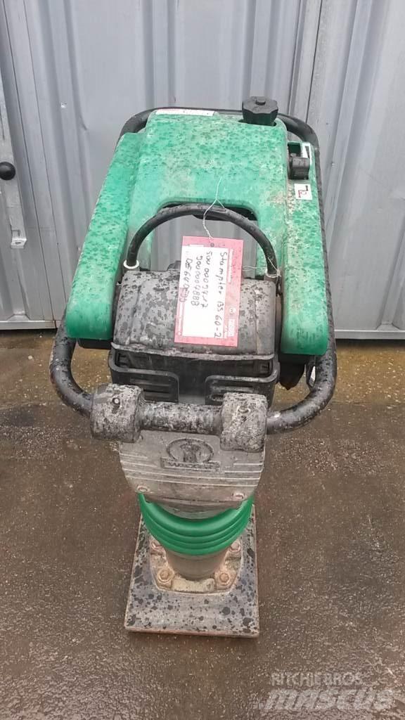 Wacker Neuson BS60-2 Saltitões