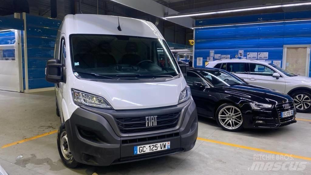 Fiat Ducato 120 Caminhões de caixa fechada