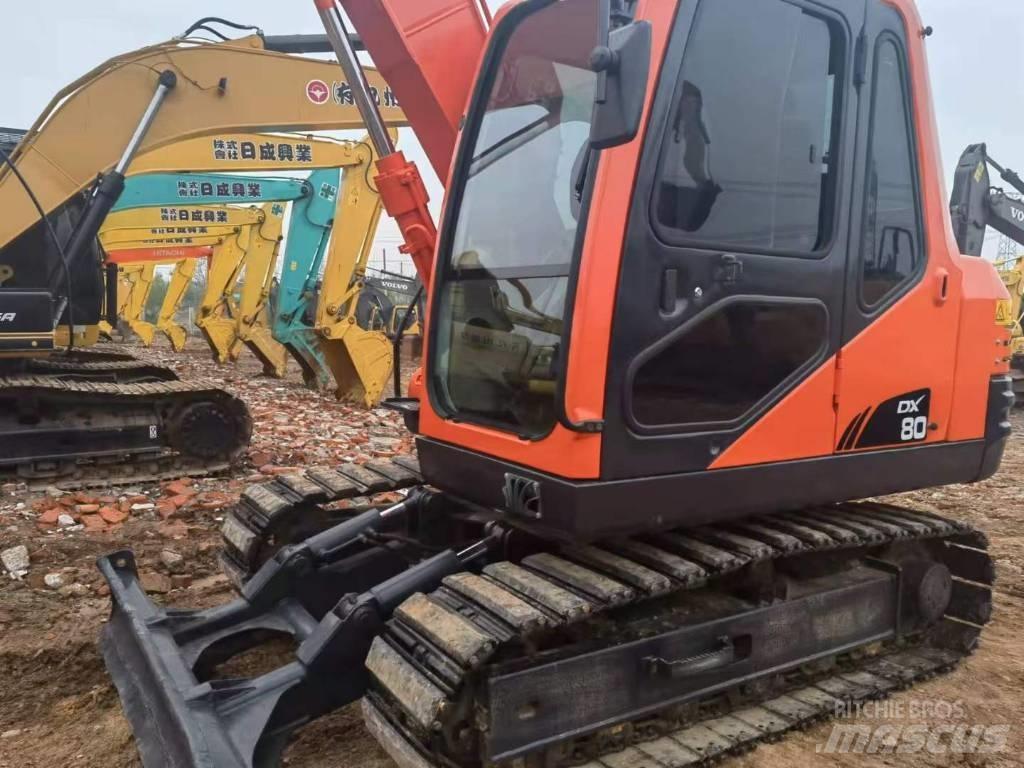 Doosan DX 80 Escavadoras Midi 7t - 12t