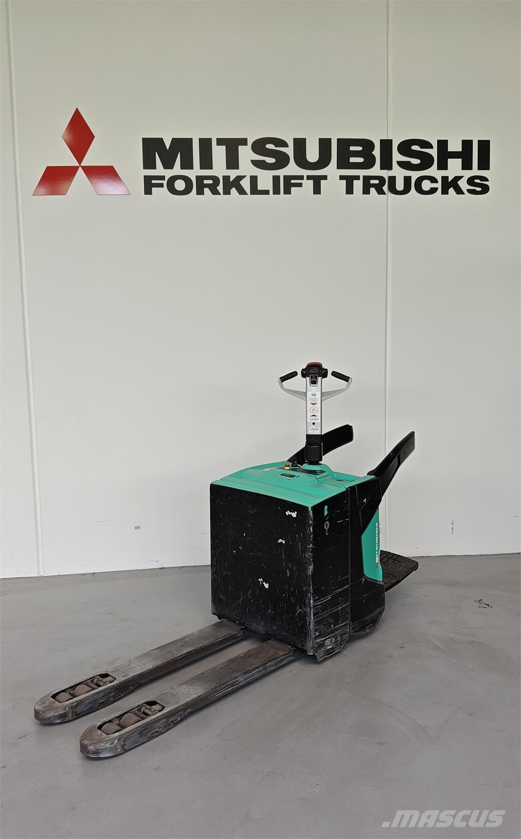 Mitsubishi PBV20N2 Camiőes de caixa aberta