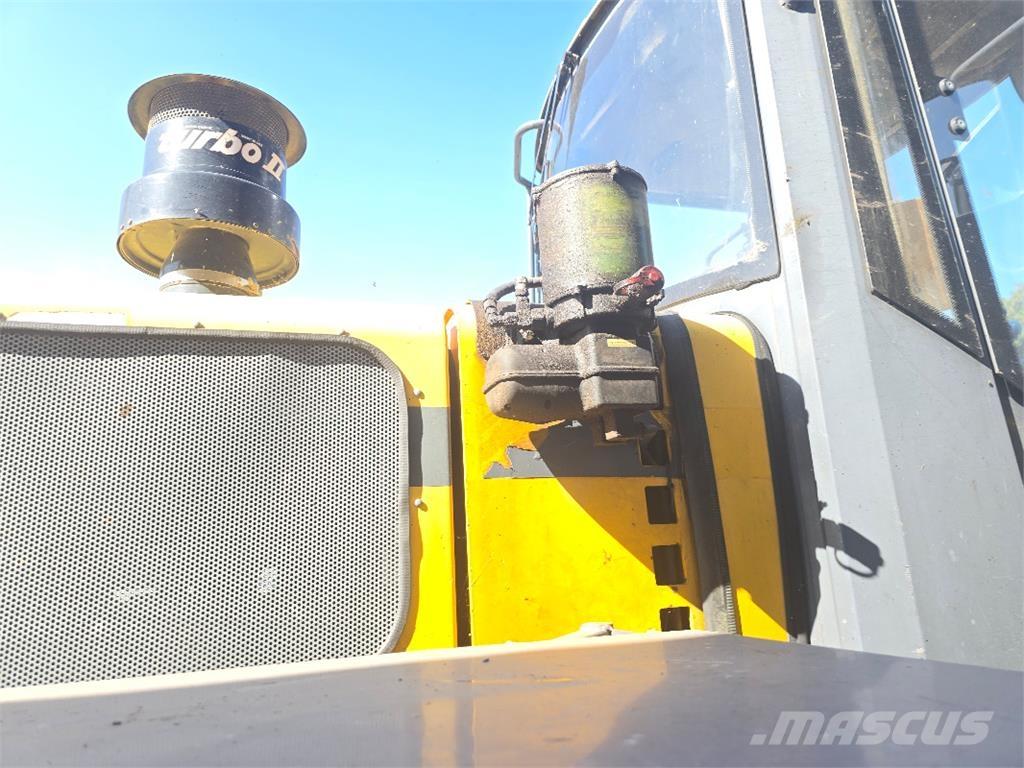 Furukawa 345 II Carregadeiras de rodas