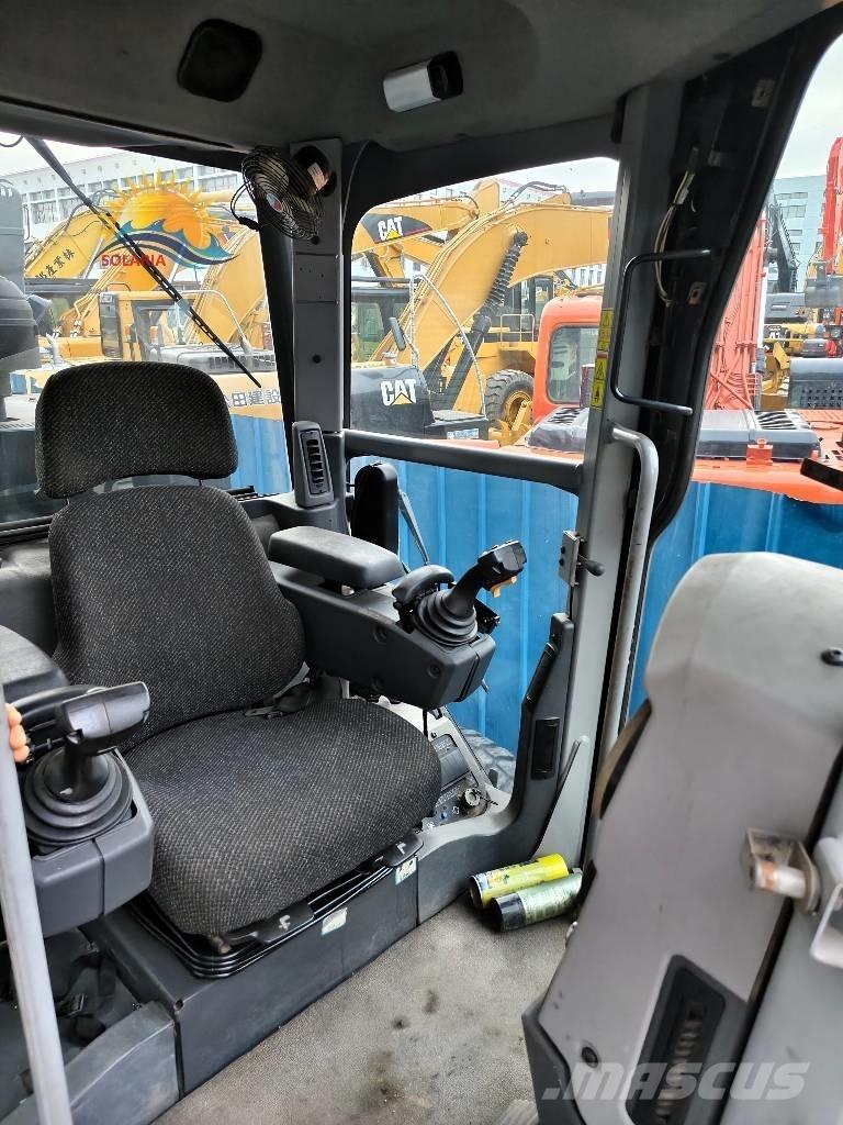 CAT 160 M Motoniveladoras