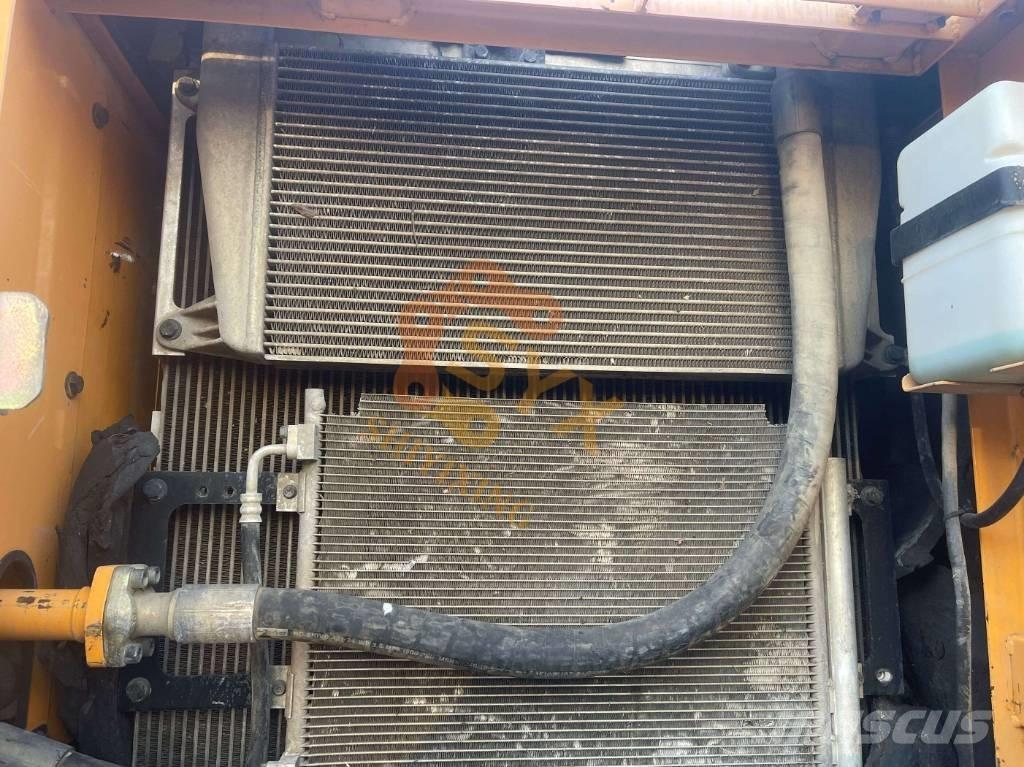 Hyundai Robex 225 Escavadeiras de esteiras