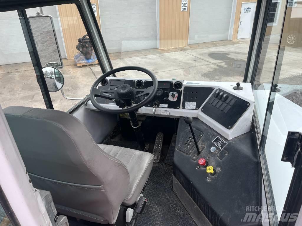 Capacity TJ5000 Tractores terminais