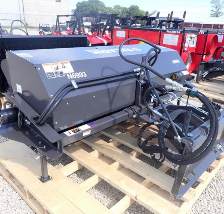 Sweepster 220 84” Escovas