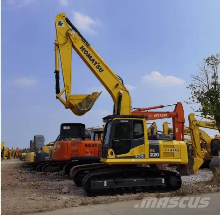 Komatsu PC220-8 Escavadeiras de esteiras