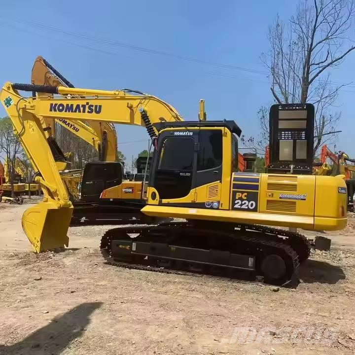 Komatsu PC220-8 Escavadeiras de esteiras