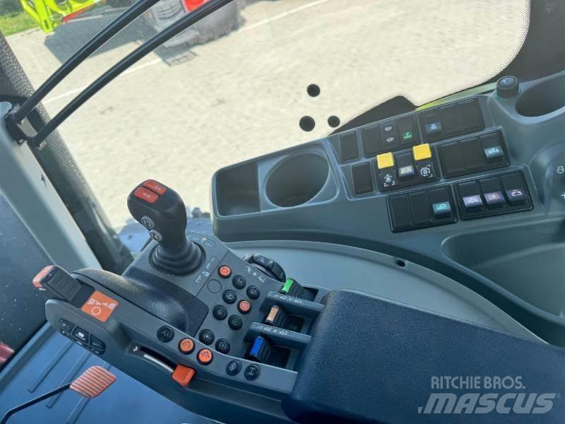 CLAAS AXION 810 Tratores Agrícolas usados